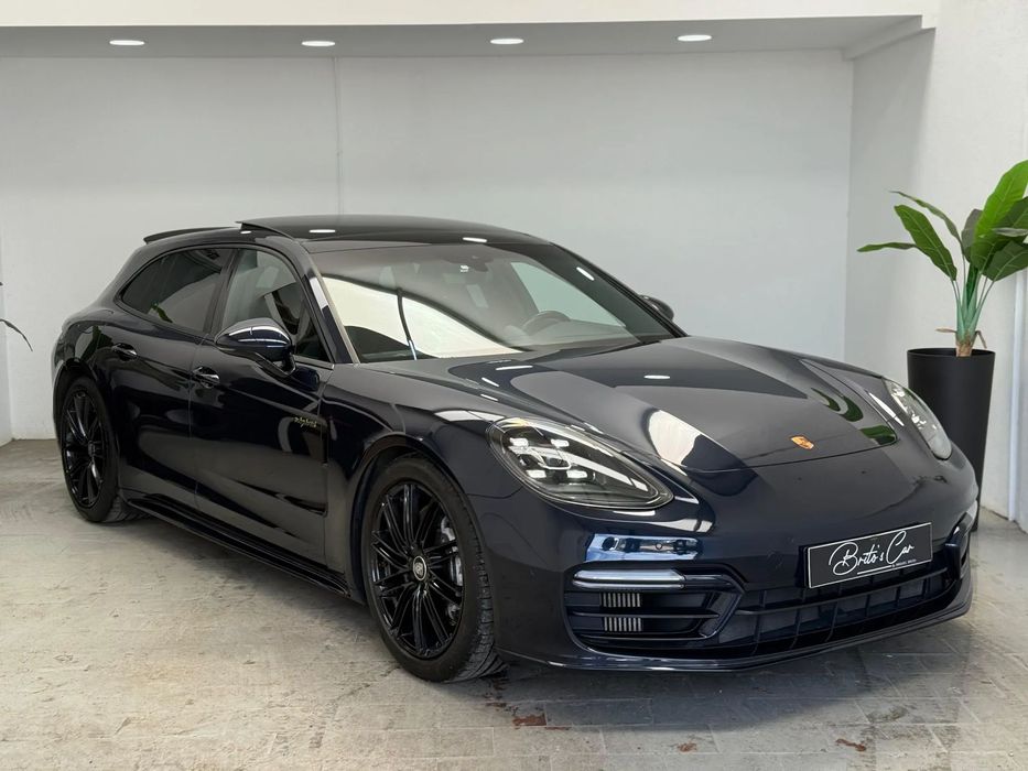 Porsche Panamera Sport Turismo 4 E-Hybrid