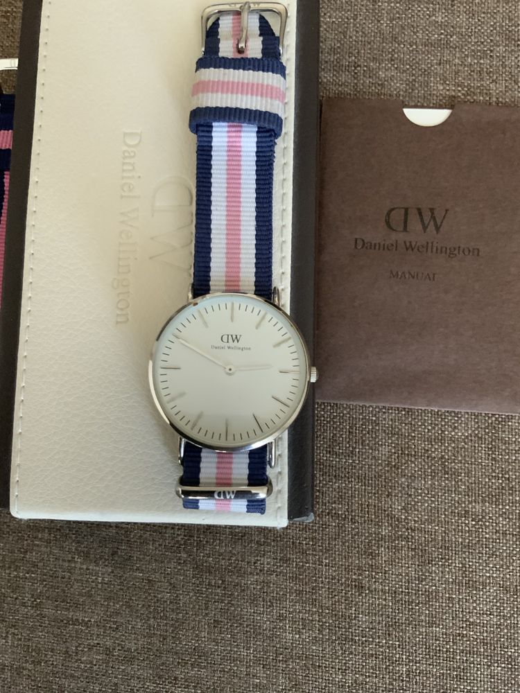 Годинник Daniel Wellington жіночі