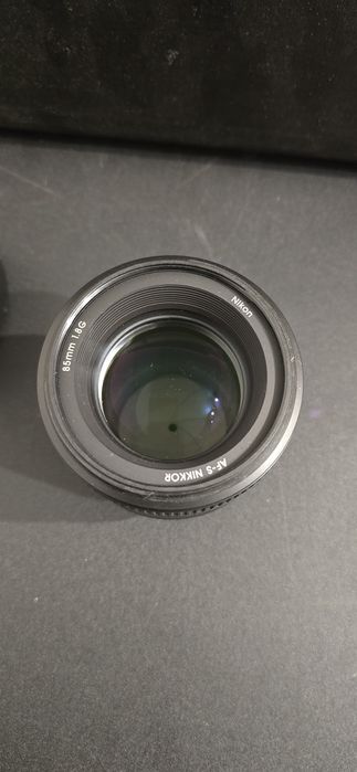 Sprzedam obiektyw Nikkor 85mm 1:1.8 G, stan bardzo dobry