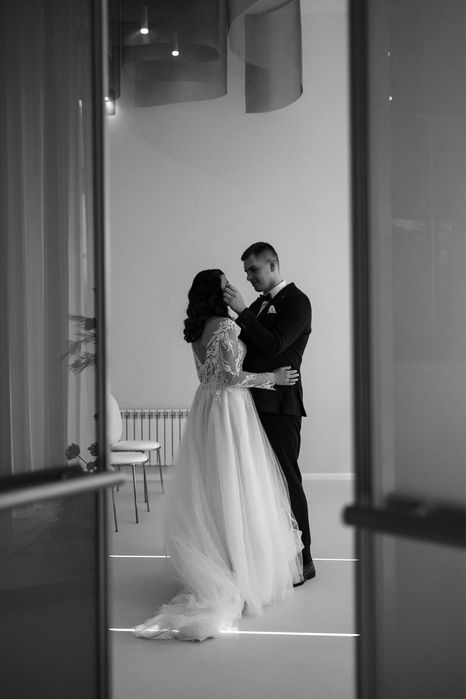 Весільна сукня 2024 р