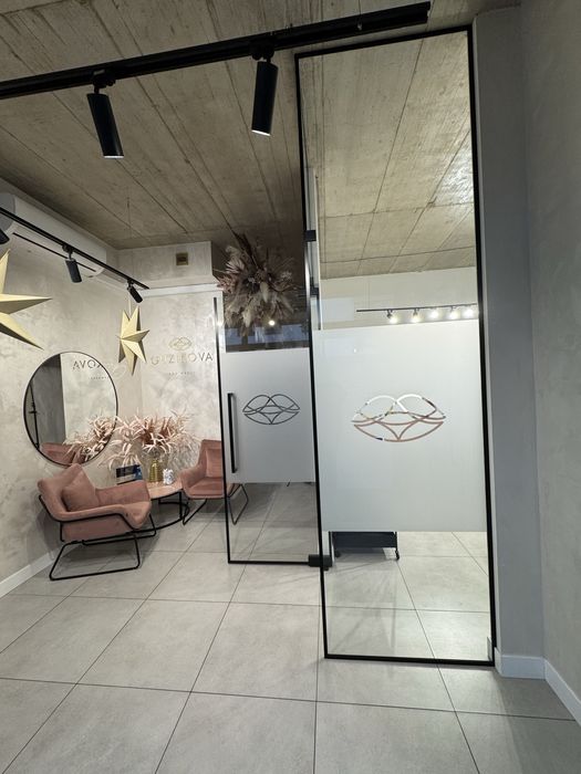 Odstapię lokal i wyposażenie gabientu