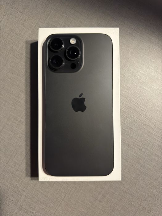 iPhone 15 Pro Max 256gb, black titanium