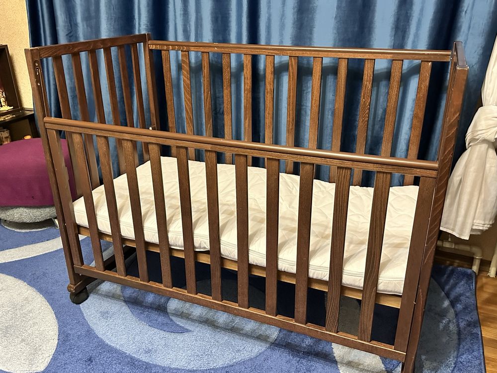 Детская кроватка от 0-3 лет