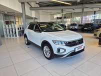 Volkswagen T-Roc Salon PL 1wł, bezwypadkowy, rok gwarancji, FV 23%