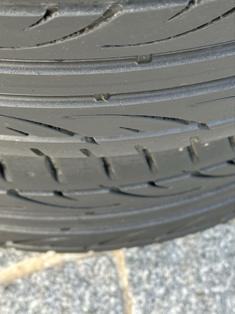 Pneus Hankook Ventus V12 Evo2 - 225/45/17 - Impecáveis