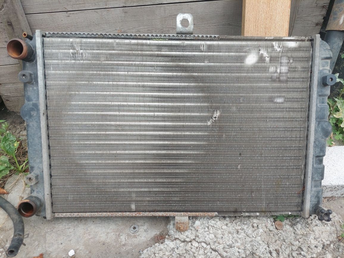 Радиатор охлаждения Деу Сенс/Ланос без кондиционера Новый Разборка