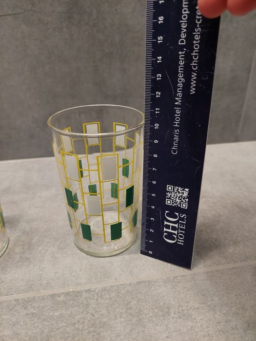 Zestaw szklanek w prostokąty prl vintage