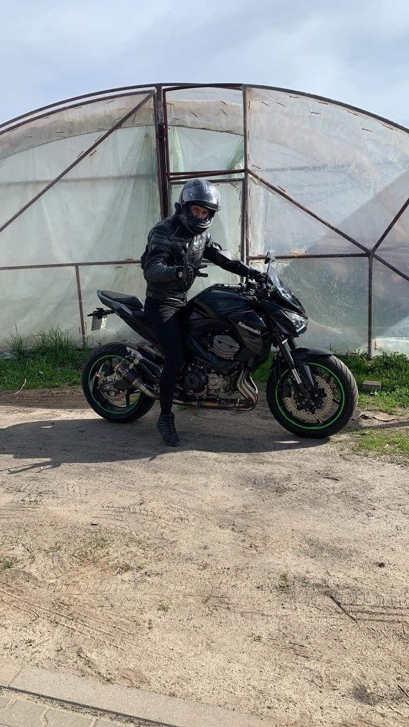 Motocykl Kawasaki z 800