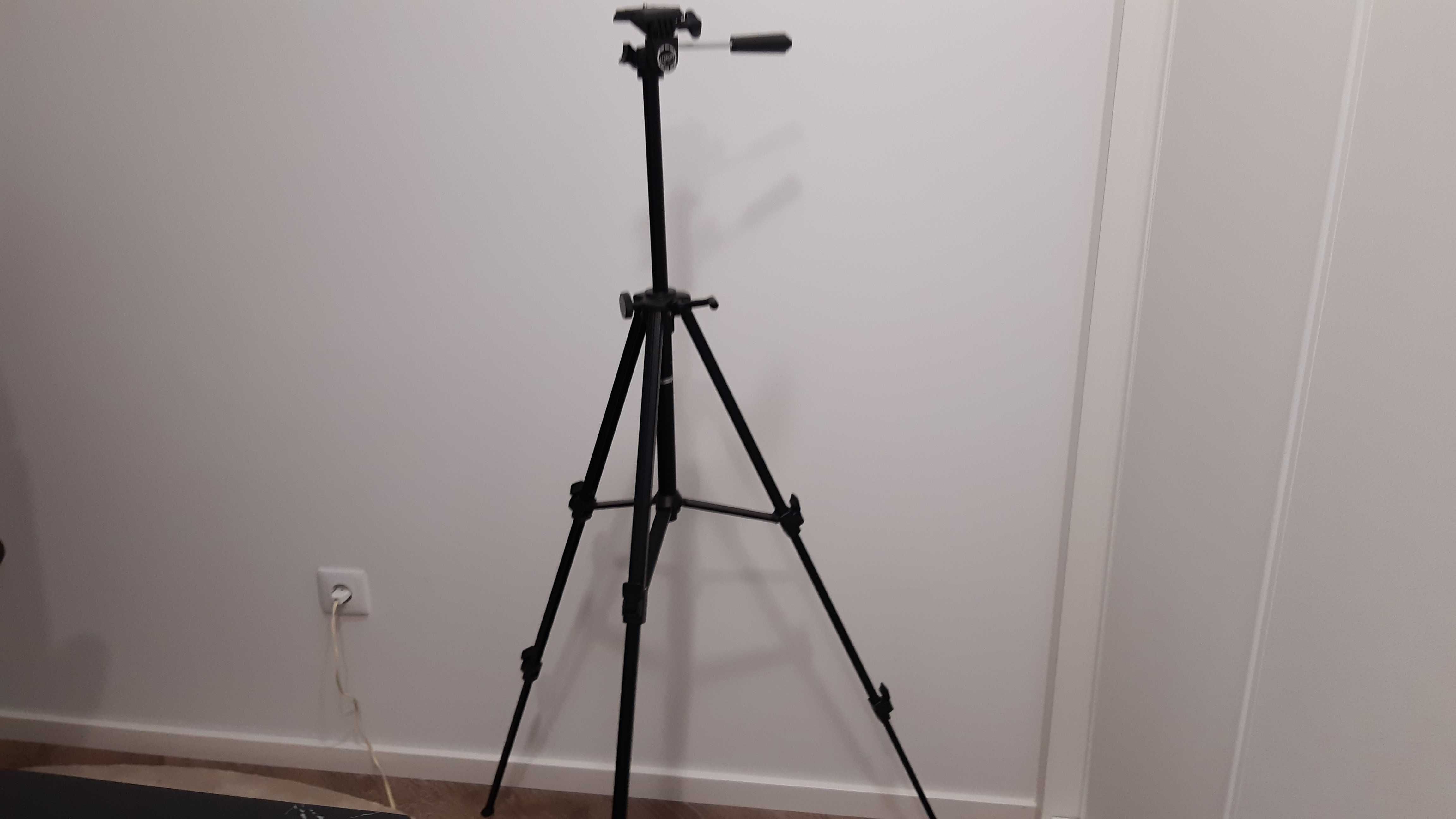 Mala ou Tripé ou Flash