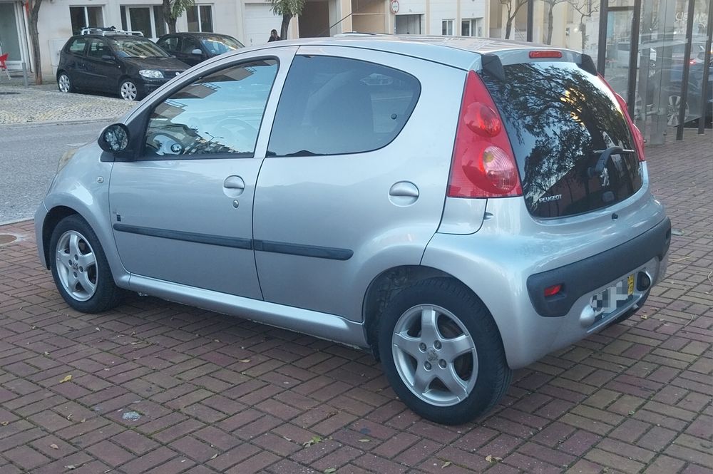 Peugeot 107 B&S edition 2012 RESERVADO