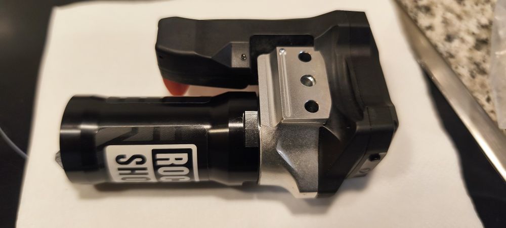 Vendo Rockshock Flight Attendant VIVID