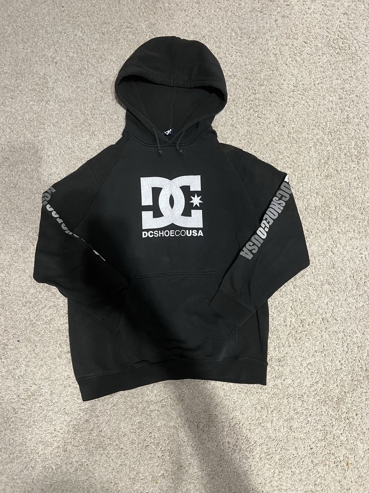 sk8/rep true religion, dc, wu tang, soyth pole, carhartt, fubu