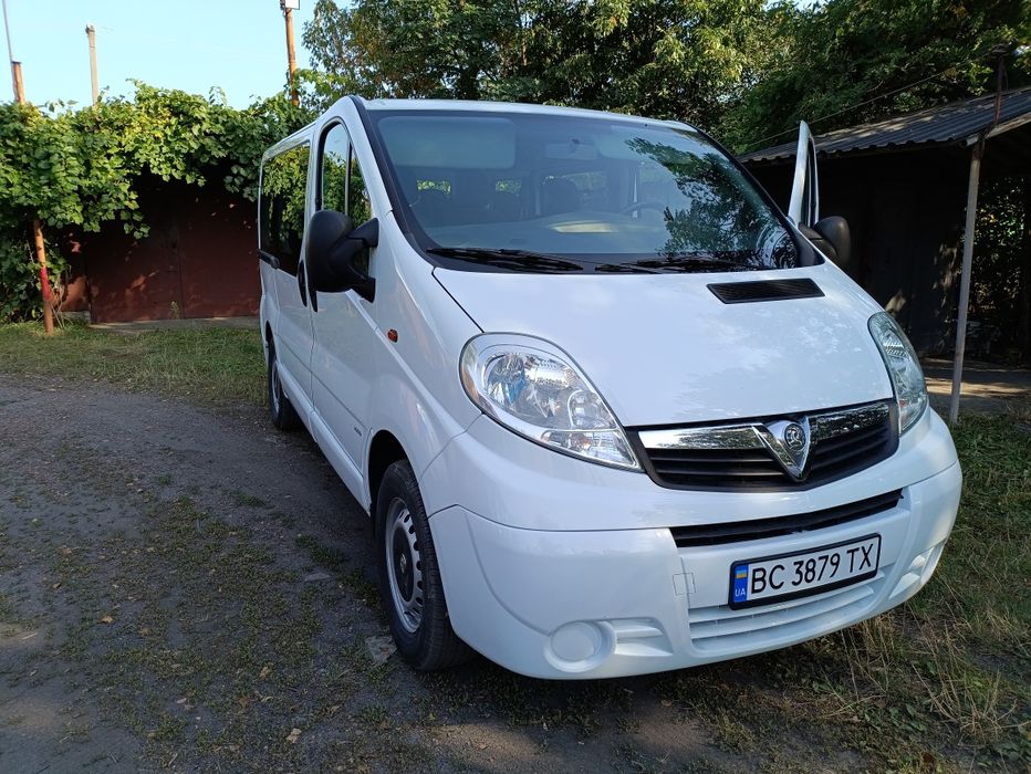 Продам Опель віваро