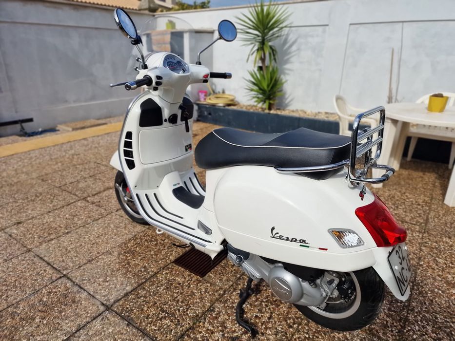 Vespa GTS 300 ie