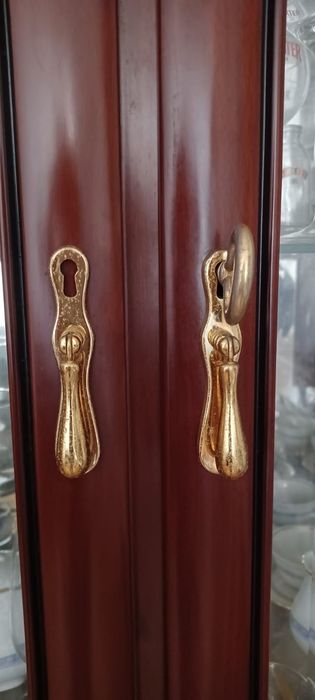 Móvel de sala em cerejeira
