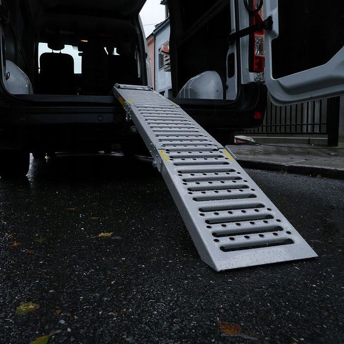 Rampy Podjazdy Składane Do 2200Kg 2Szt. Geko G02047 Najazdy