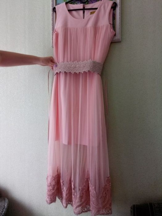 Плаття вечірнє 44 розмір