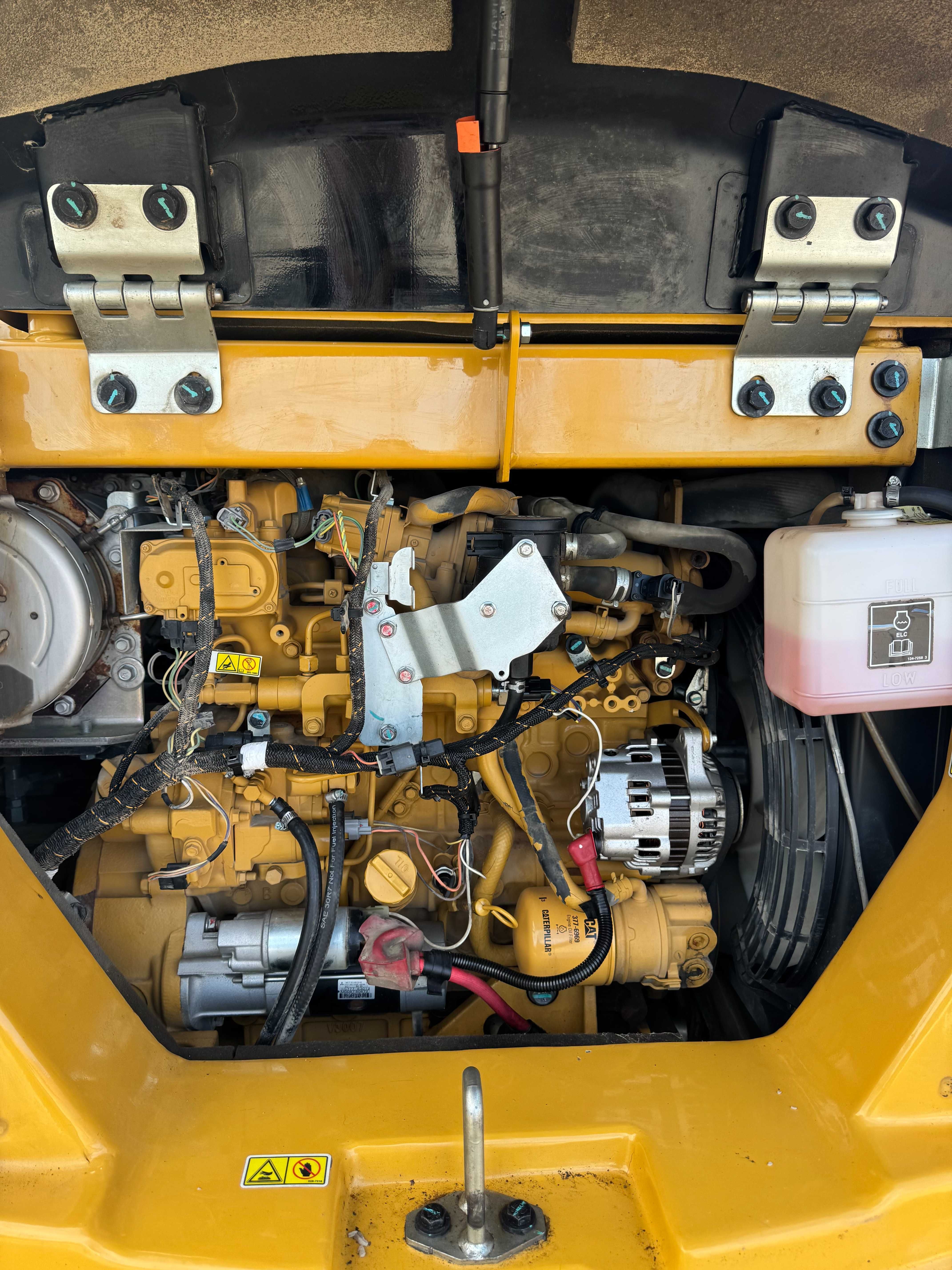 Koparka gąsienicowa Caterpillar CAT 308E2 CR - 8 ton