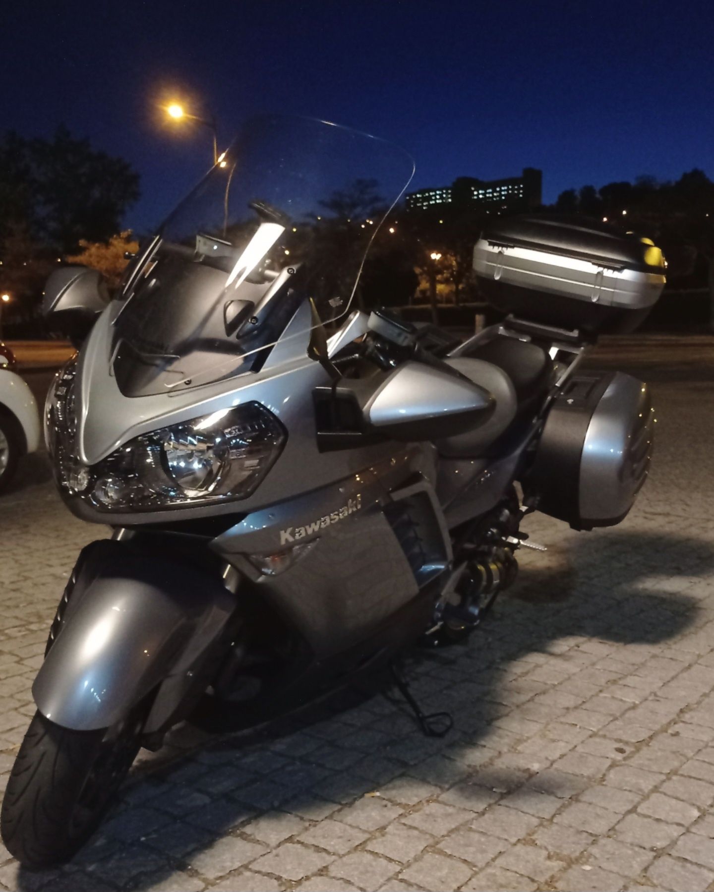 kawasaki Gtr 1400