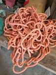 Corda de nylon, de cor laranja, de 22 mm.