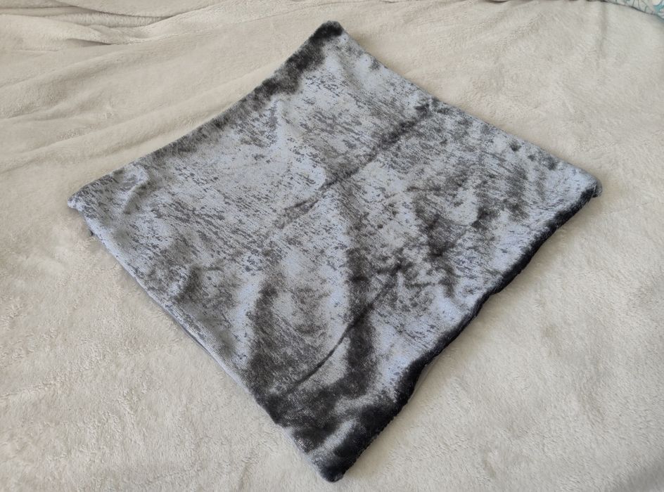 Poszewka na poduszkę 40x40cm