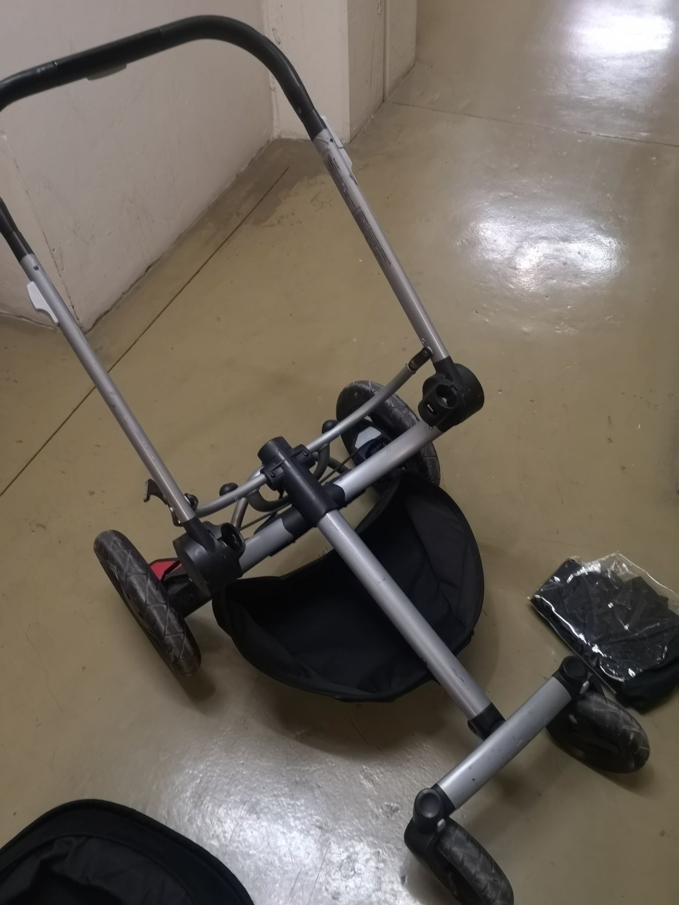 Carrinho bebé Quinny