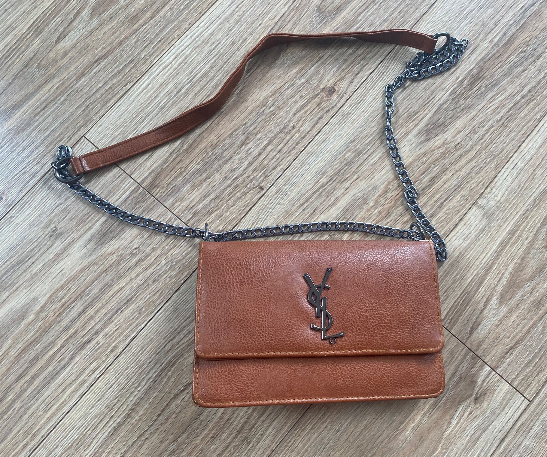 Torebka yves saint laurent. Brązowa