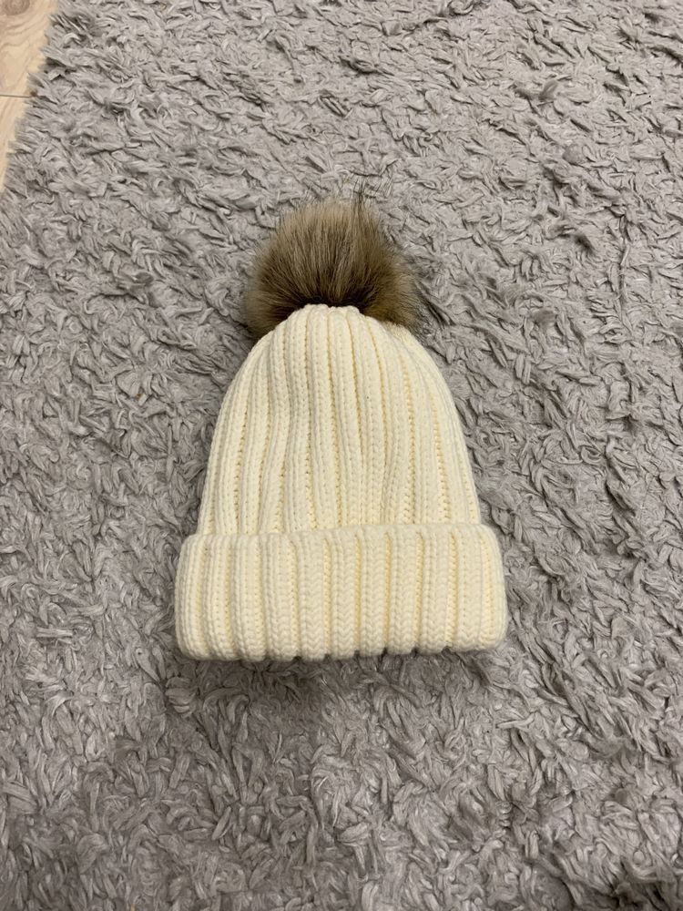 Зимова шапка для дівчинки 18-24, 86