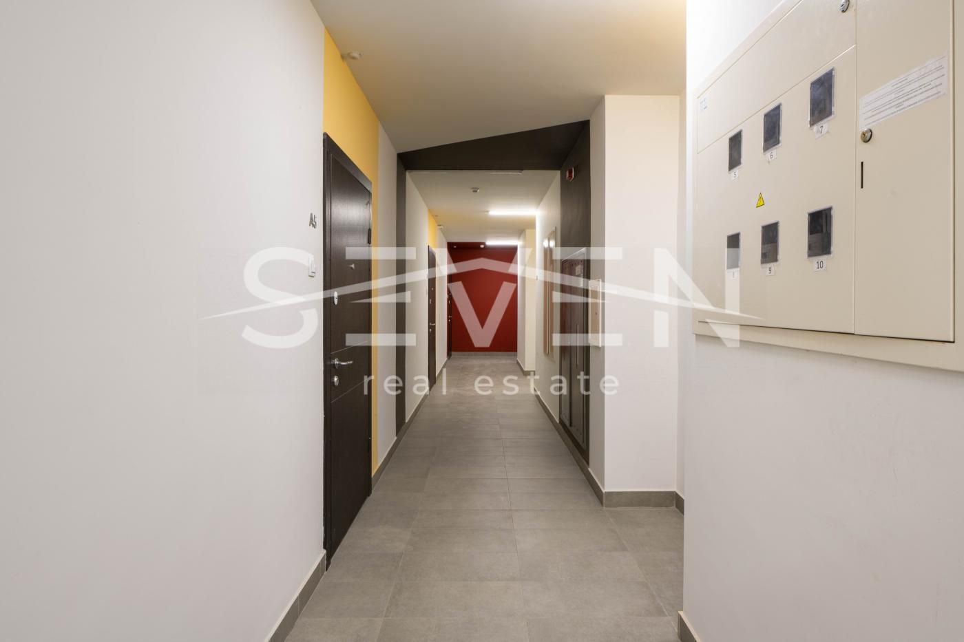 Продаж 3к квартира 73 м2 ЖК Галактика Сверстюка 6д метро Лівобережна