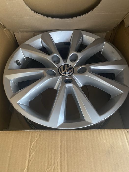 Диски оригінал VW Touareg R18 5/130