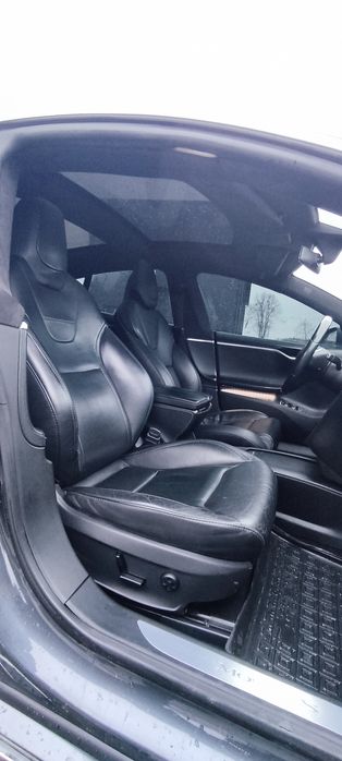 Тесла S 2016 Інтел 75d dual motor Tesla S