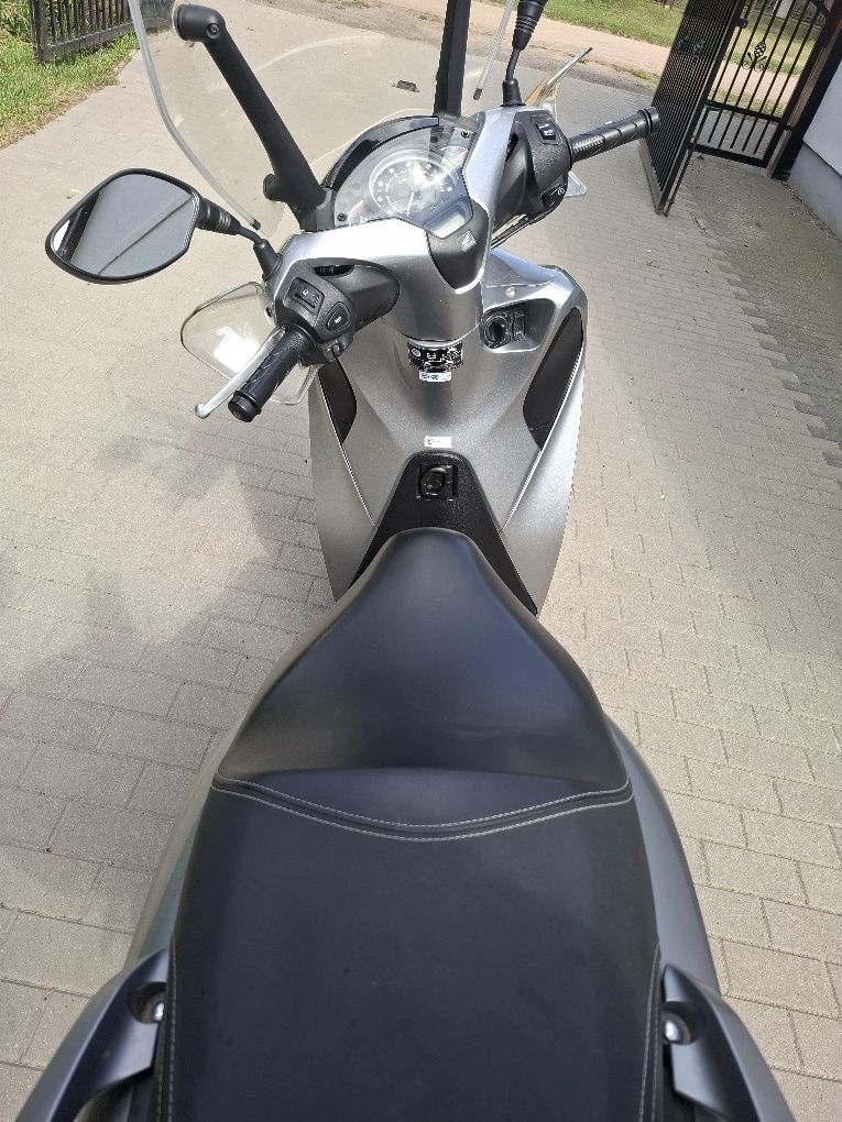 Skuter Honda SH125i