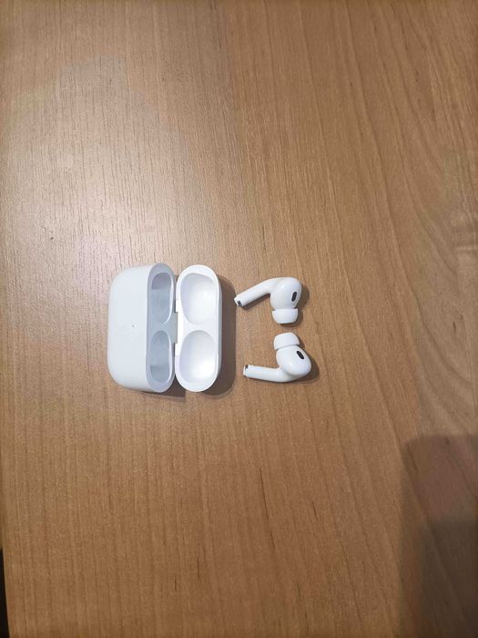 AirPods Pro 2 z MagSafe Charging Case (USB-C)