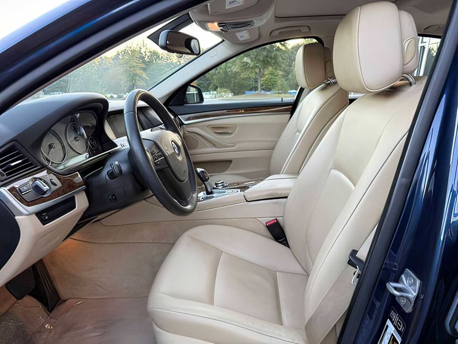 BMW 5 Series      2013