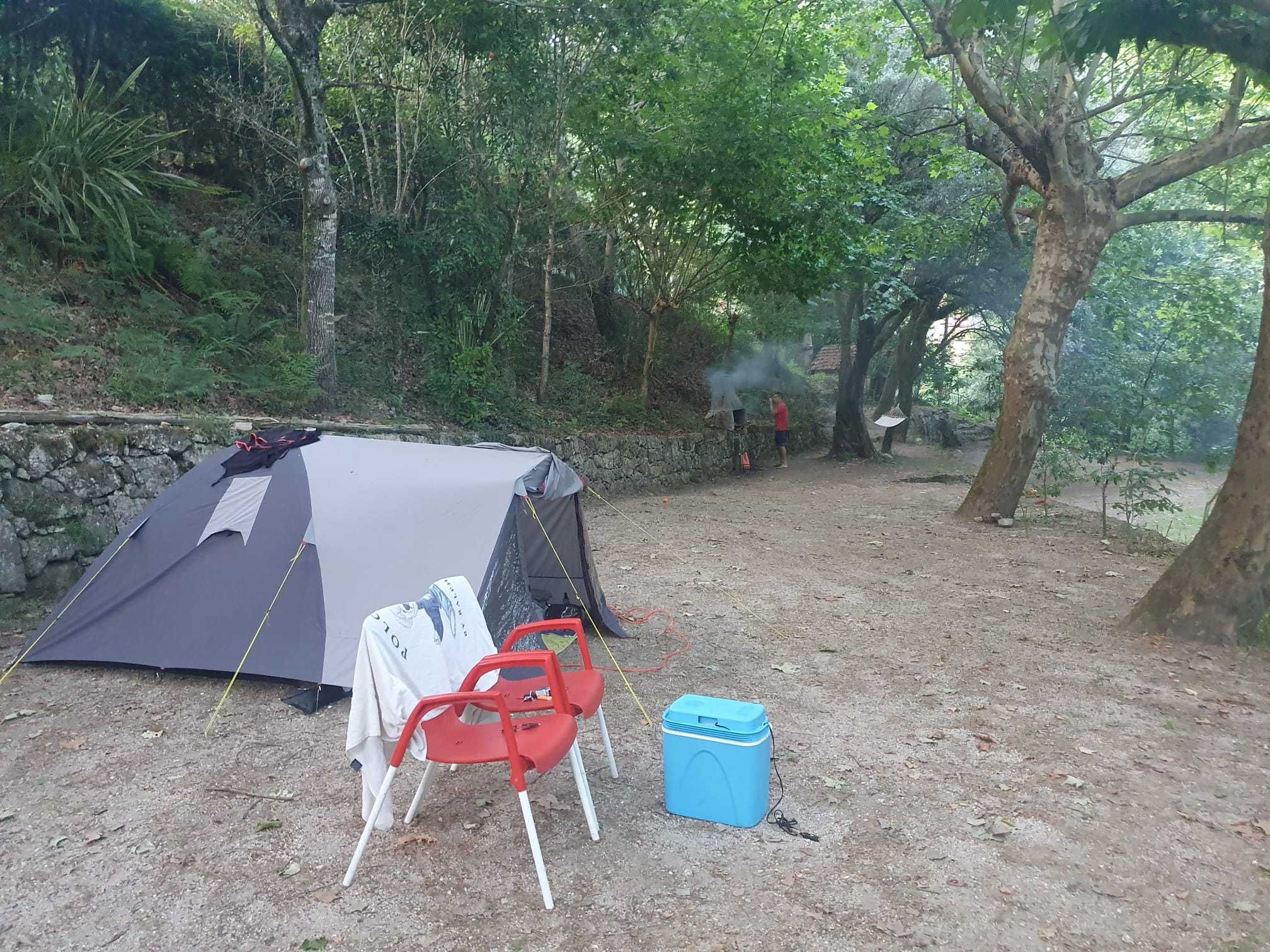 Tenda com avançado 2 pessoas