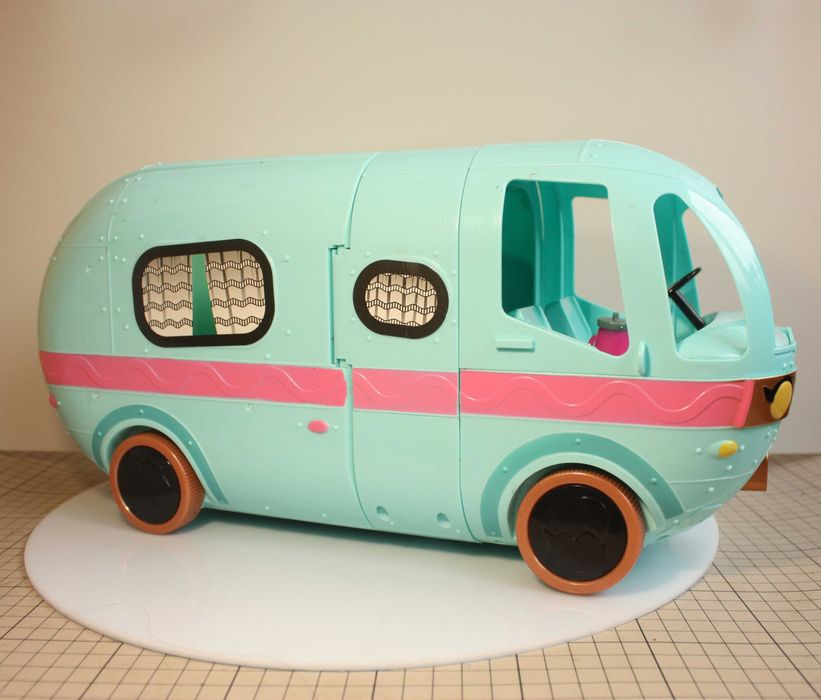 Дом на колесах LOL  Surprise Clamper Кемпер