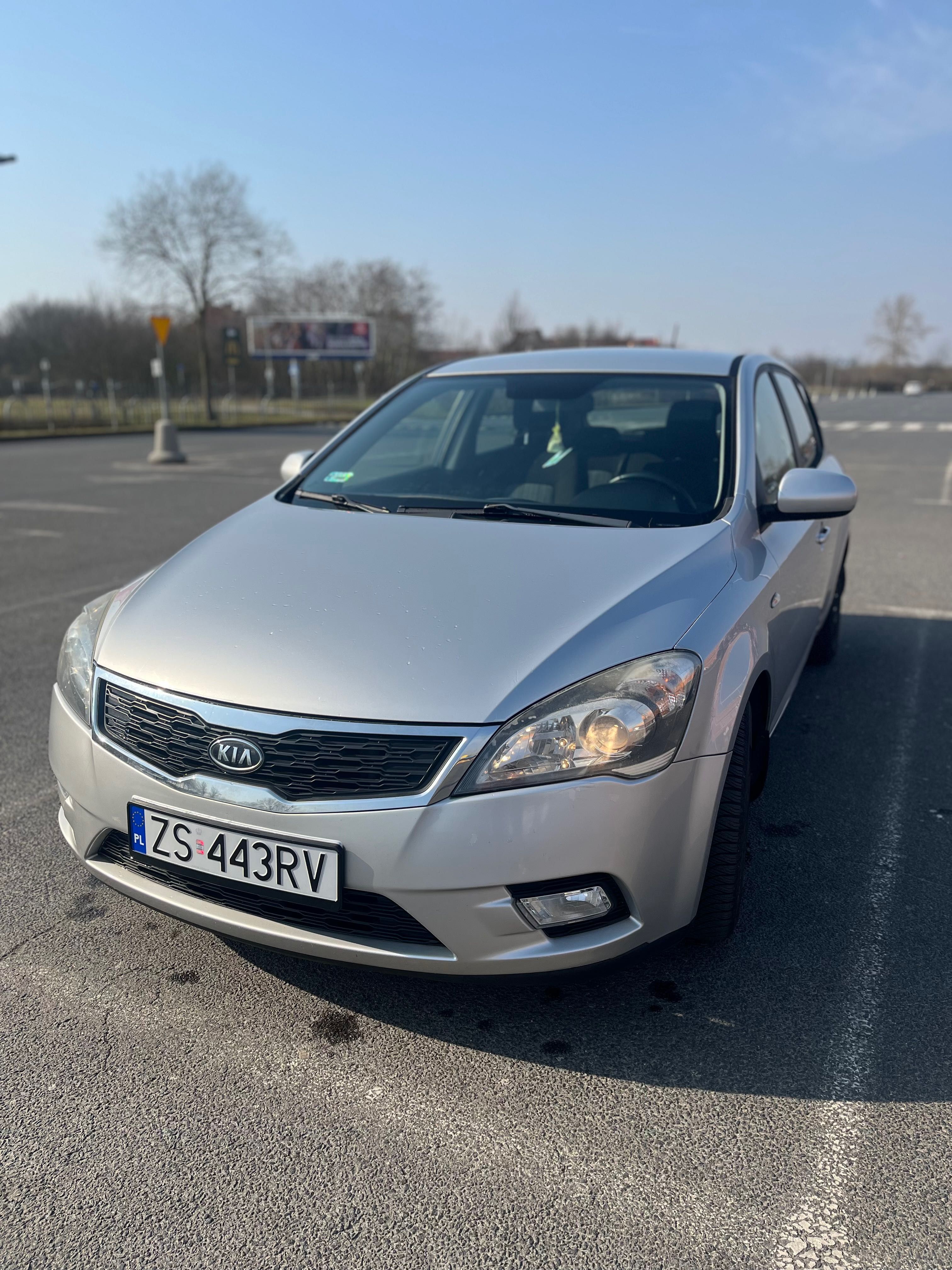 Ceed 1.6 CRDI 90KM 2009 r