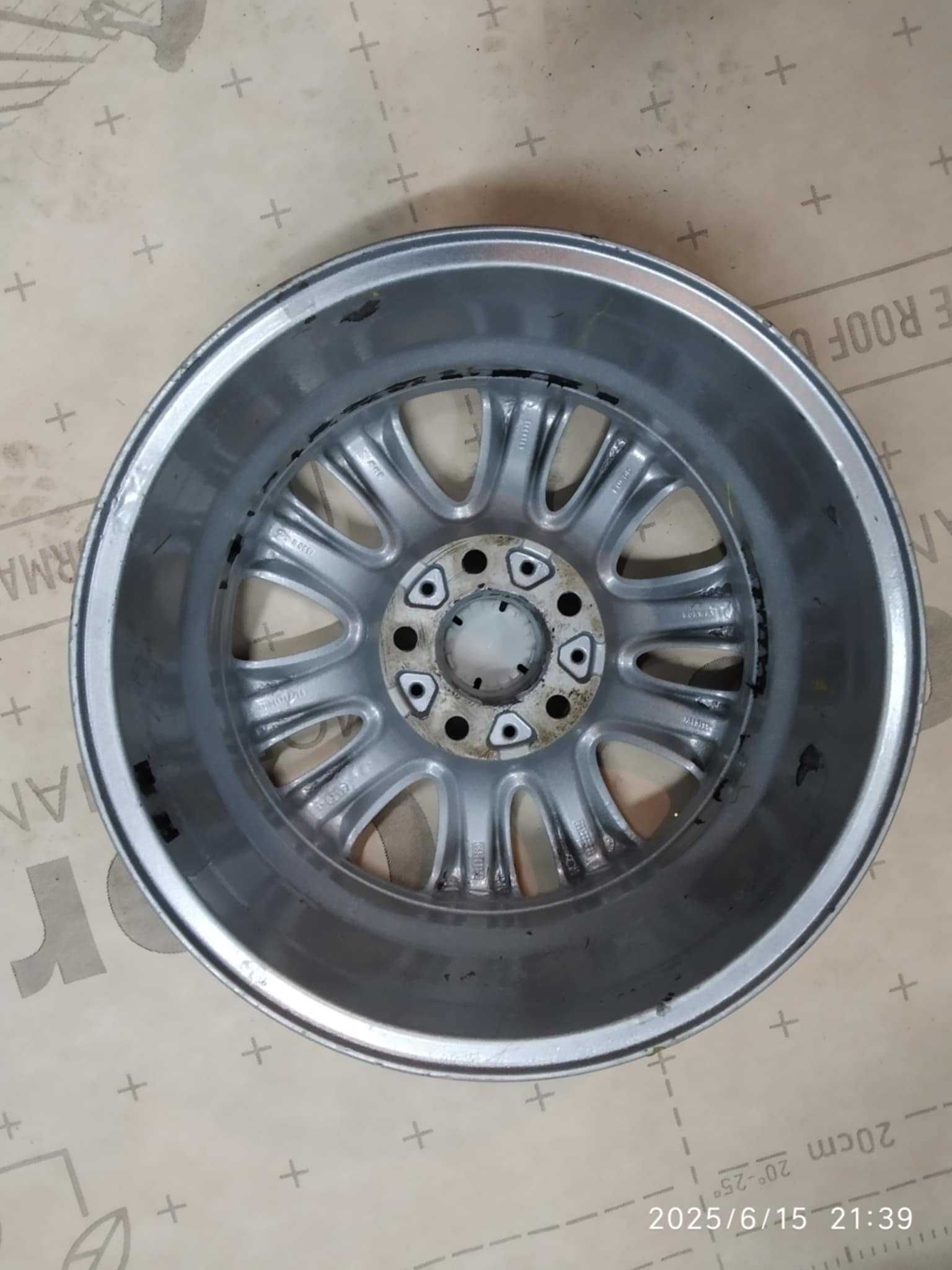 Felgi BMW styling 116 17" 5x120 7.5J ET20 komplet