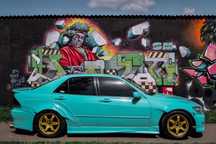 Lexus is 200/altezza