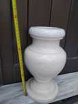 Jarra em mármore branco