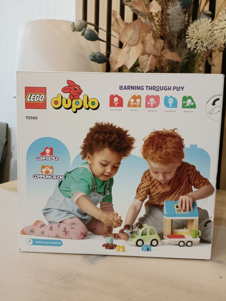 LEGO Duplo family House on Wheels