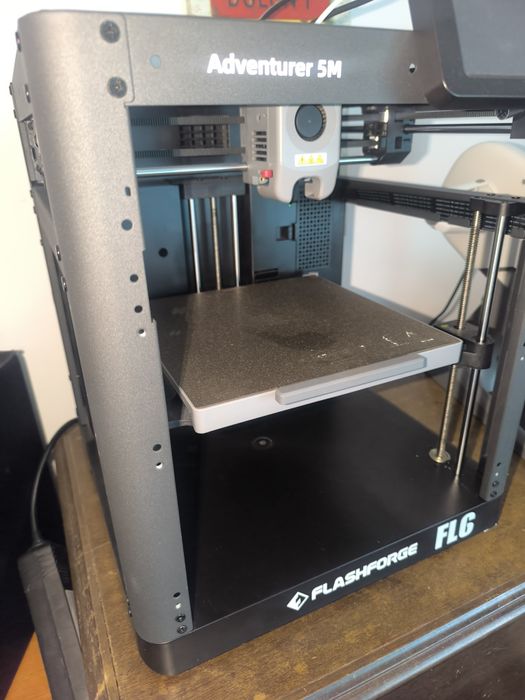 Impressora 3D - Flashforge Adventurer 5M