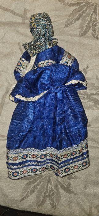 Porcelanowa lalka