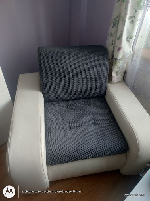 Oddam  fotele  wypoczynkowe za darmo