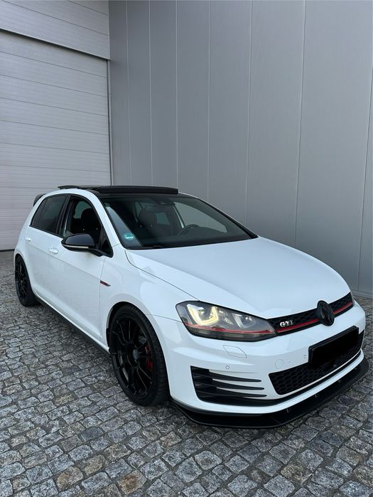 VW golf 7 Gti ( Trato de credito )