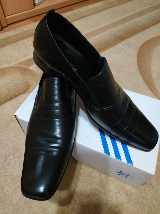 Стильные мужские туфли