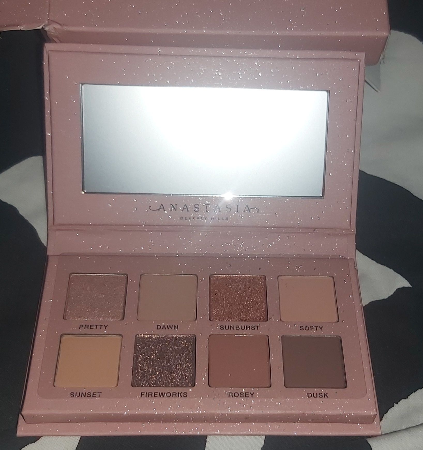 Paleta Cieni do Powiek Glam To go Sephora