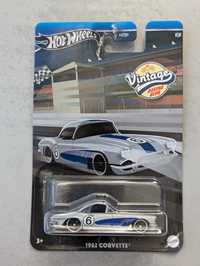 Hot wheels Vintage 1962 Corvette mix 2