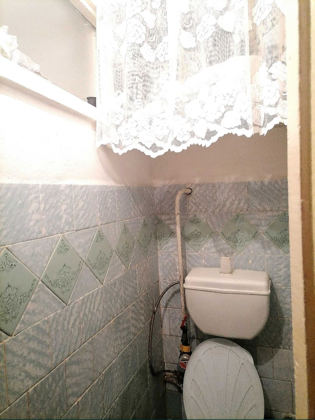 Здам ліжко -місце для проживання хлопця. Чайка.