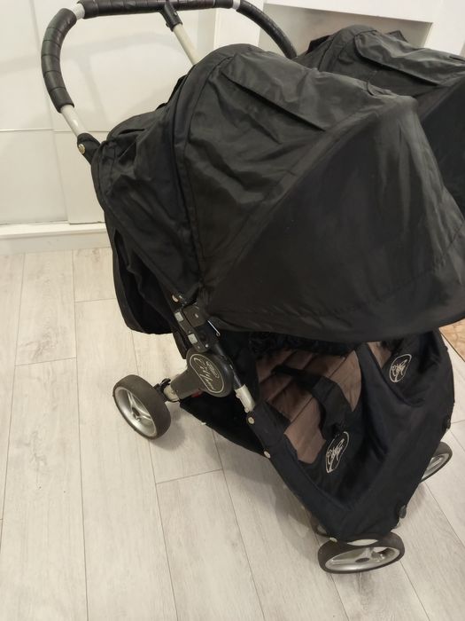 Wózek dla bliźniąt